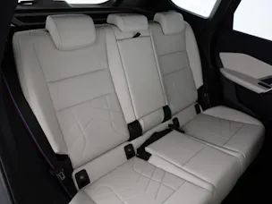 BMW X1 30e xDrive paddles
