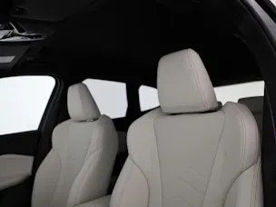 BMW X1 30e xDrive paddles