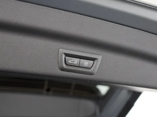 BMW X1 30e xDrive paddles