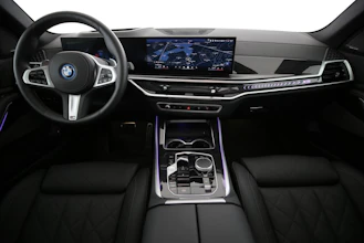 https://vehicle.imgix.net/4322325/f3477c68-7c13-428a-8509-625f690cb51b.jpg