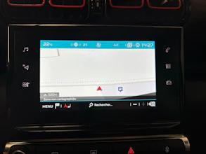 https://vehicle.imgix.net/4322352/22306eeb-58f7-4de8-92b4-9695ea242a96.jpg