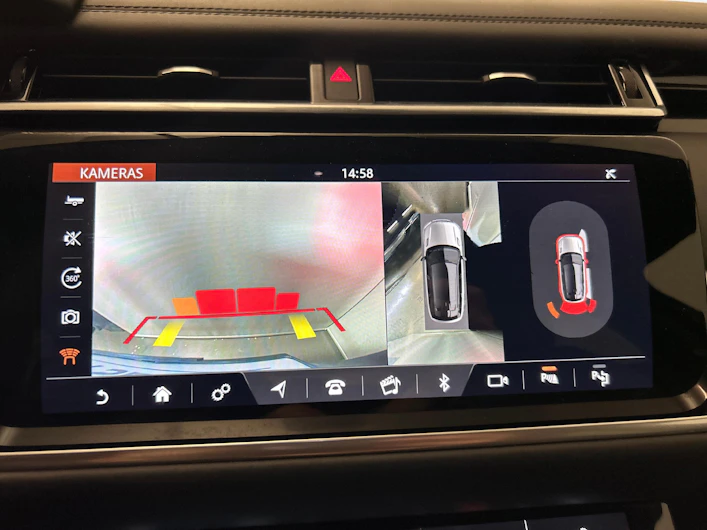 image du véhicule LAND ROVER RANGE ROVER VELAR