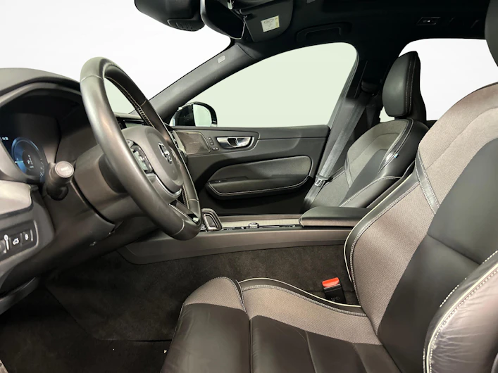 image du véhicule VOLVO XC60