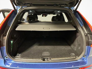 image du véhicule VOLVO XC60 2.0 T8 TE R-Design eAWD