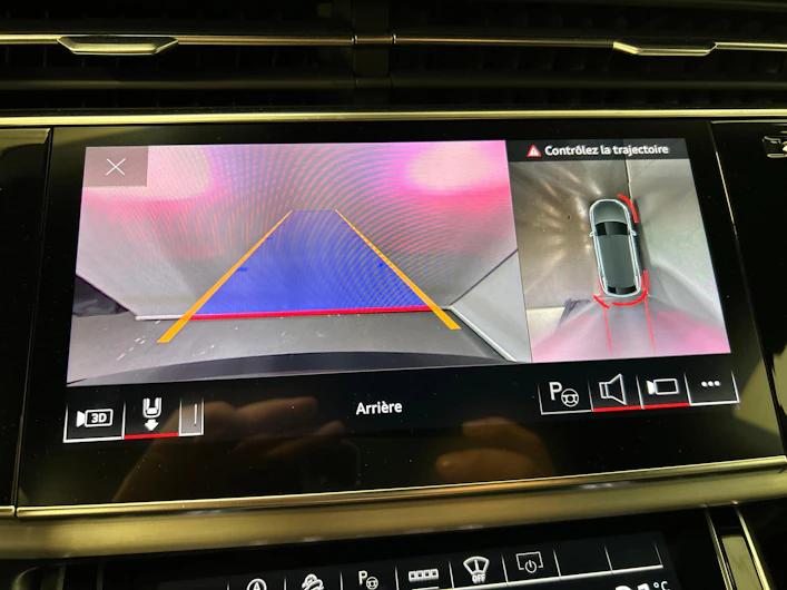 image du véhicule AUDI Q8