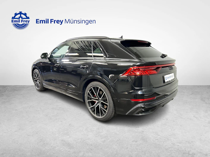 image du véhicule AUDI Q8