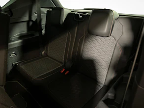 https://vehicle.imgix.net/4322381/8fa069d2-17cb-48e0-ba3b-a995d4ca3b9a.jpg