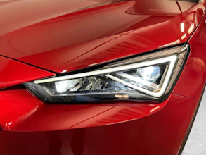 https://vehicle.imgix.net/4322381/f61e3794-9997-4797-80fe-910a97fade9e.jpg