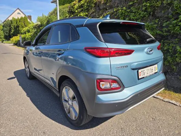 Hyundai Kona EV Bluelink Edition