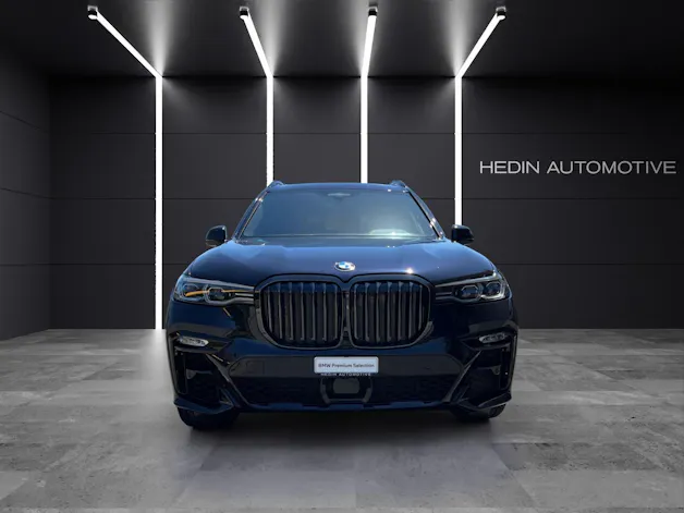 BMW X7 M50i