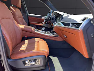 BMW X7 M50i