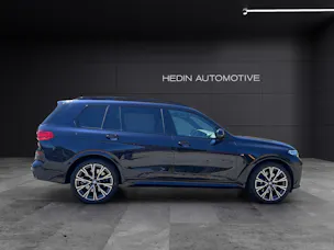 BMW X7 M50i