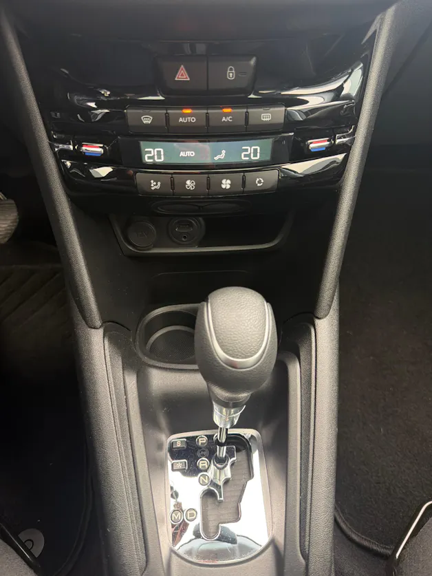 PEUGEOT 208 1.2 PureTech Allure S/S