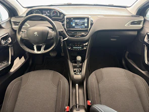 Fahrzeugbild PEUGEOT 208 1.2 PureTech Allure S/S