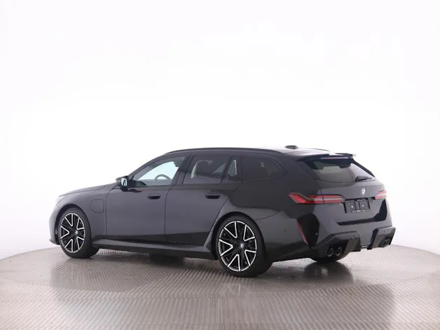 BMW M5 xDrive Touring