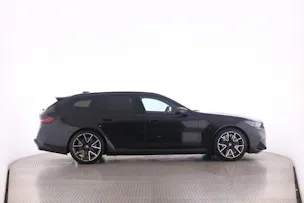 BMW M5 xDrive Touring