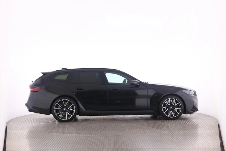 immagine del veicolo BMW 5 SERIES