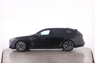 BMW M5 xDrive Touring