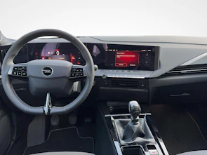 immagine del veicolo OPEL Astra Sports Tourer 1.2 T 130 Swiss Plus