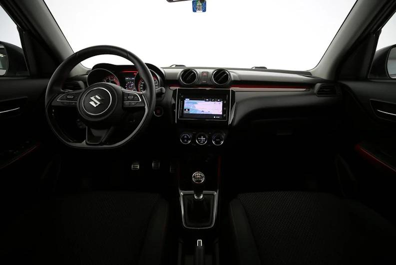 image du véhicule SUZUKI SWIFT