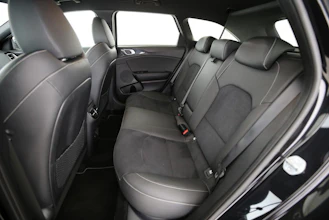 https://vehicle.imgix.net/4322508/01cb9853-0f62-428e-b54d-10890bcfdd98.jpg