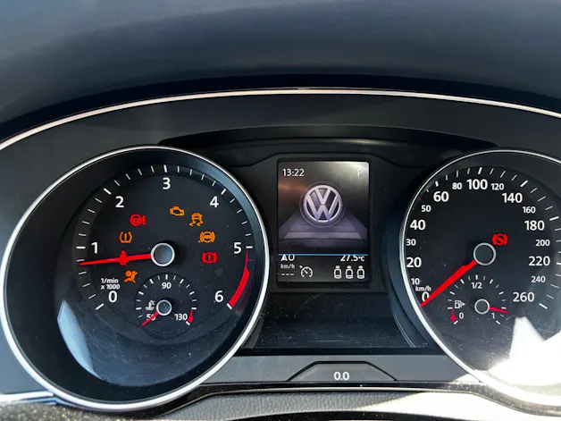 VW Passat Variant 2.0 TDI 190 SCR Highl. DSG 4m