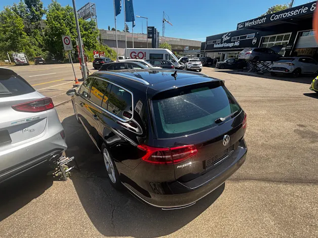 VW Passat Variant 2.0 TDI 190 SCR Highl. DSG 4m