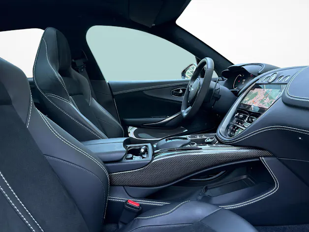 Aston Martin DBX 707 4.0 V8 Bi-Turbo