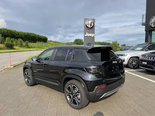 Jeep Avenger Summit