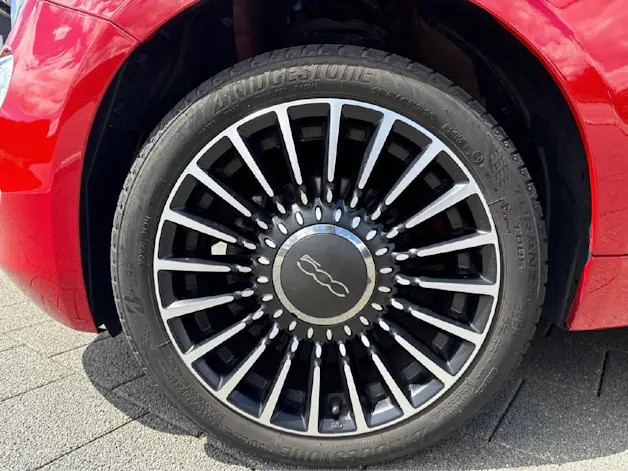 Fiat 500 C 0.9 T TwinAir Lounge
