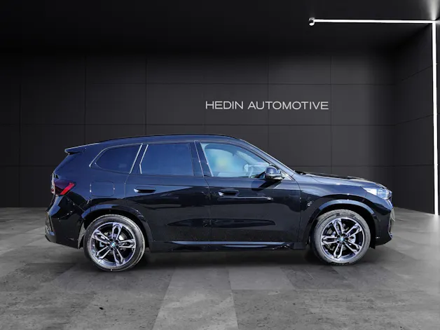 BMW iX1 30 xDrive