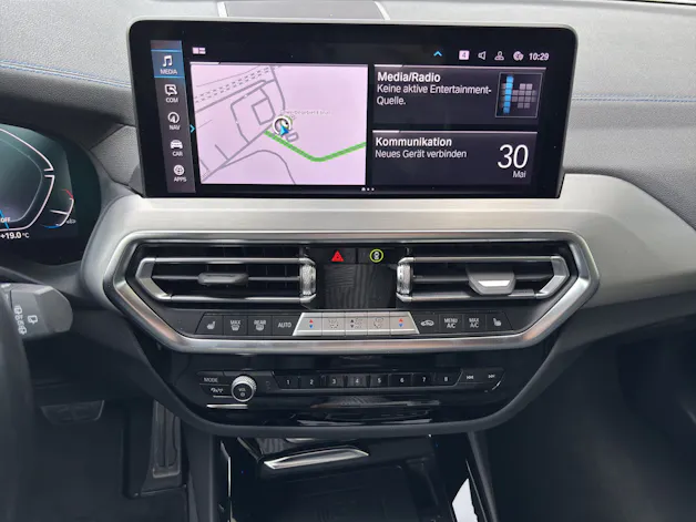 BMW iX3 E-Motor Impressive