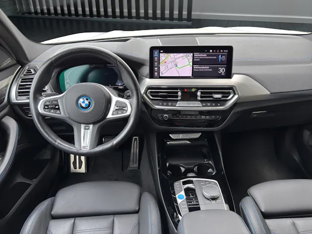 BMW iX3 E-Motor Impressive