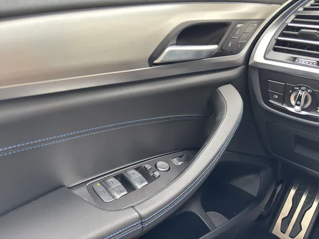 BMW iX3 E-Motor Impressive