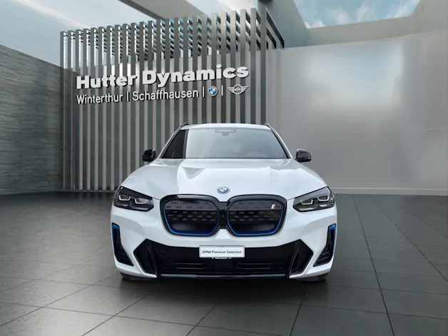 BMW iX3 E-Motor Impressive