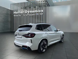 BMW iX3 E-Motor Impressive