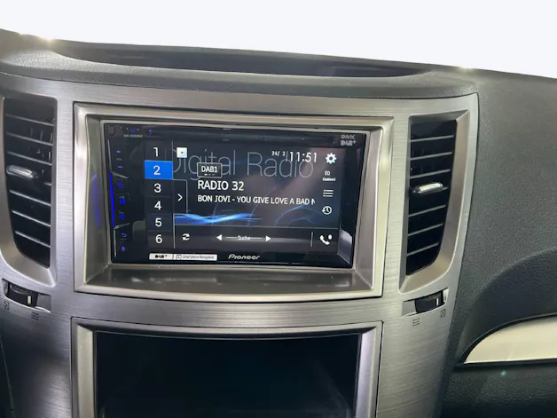Subaru Legacy Station 2.0i Swiss Special