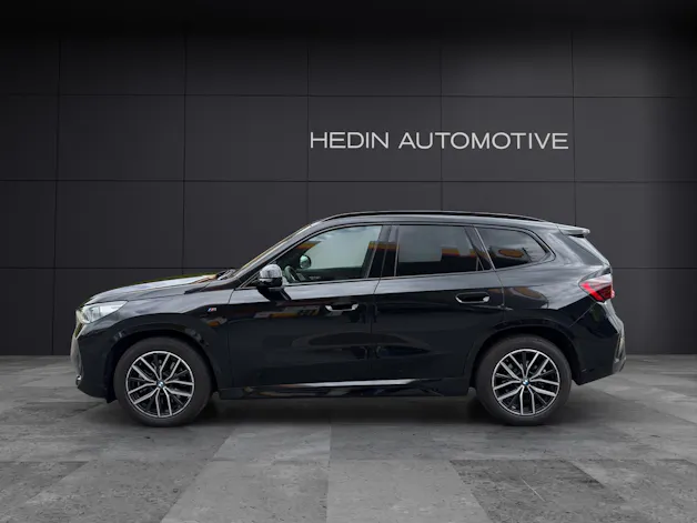 BMW X1 23d xDrive paddles