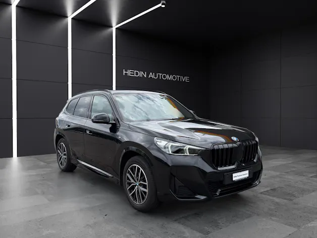 BMW X1 23d xDrive paddles