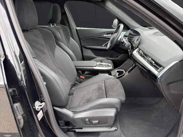BMW X1 23d xDrive paddles