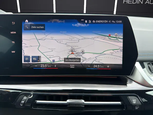 BMW X1 23d xDrive paddles