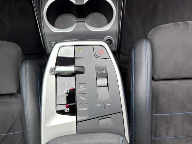 BMW X1 23d xDrive paddles