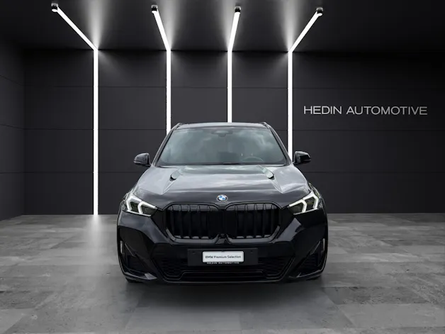 BMW X1 23d xDrive paddles