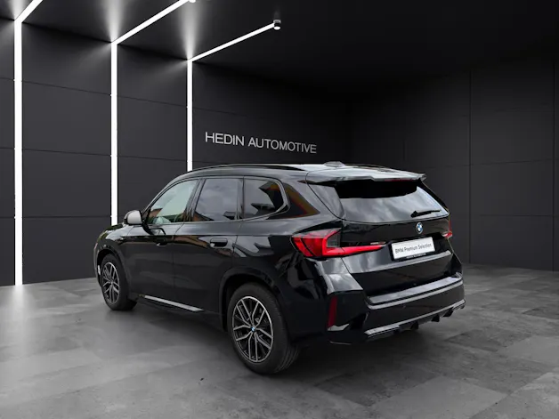BMW X1 23d xDrive paddles
