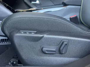 Peugeot 2008 1.2 Hybrid 145 PS GT