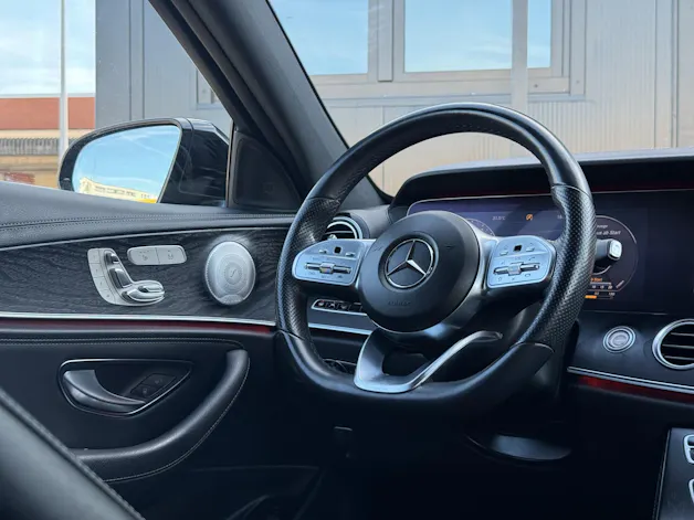 Mercedes-Benz E 220 d AMG Line 4matic Kombi