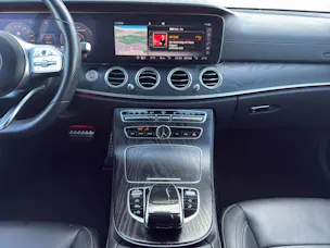 Mercedes-Benz E 220 d AMG Line 4matic Kombi