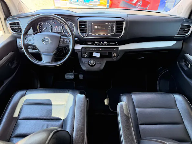 Opel Zafira Life M 2.0 CDTI 177 Black Edition 2'300kg Anhängelast