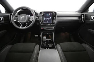 https://vehicle.imgix.net/4322884/50e0a3d6-0a3b-43f3-9c6c-256260d6b6e3.jpg