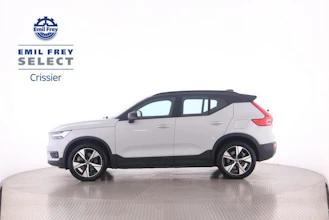 https://vehicle.imgix.net/4322884/d660b09b-870e-468e-be29-39f129258192.jpg